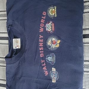 Men's XL WDW long sleeve tshirt